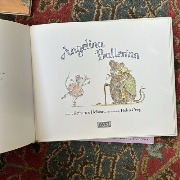 Angelina Ballerina 4 books - Christmas Vtg HC Pb Mix Fairy Balletcore Feminine - Picture 16 of 16